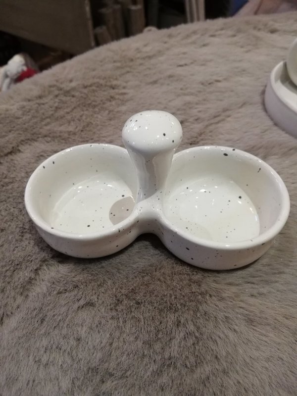2er Salznäpfchen weiß mit kleine schwarzen Tüpfchen(Töpferware handmade)