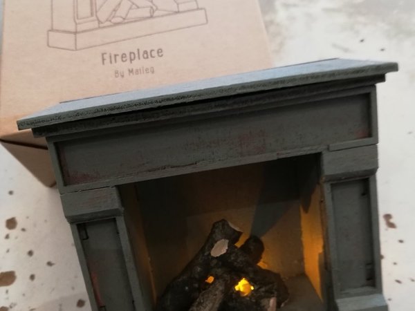 Fireplace (Kamin aus Holz)